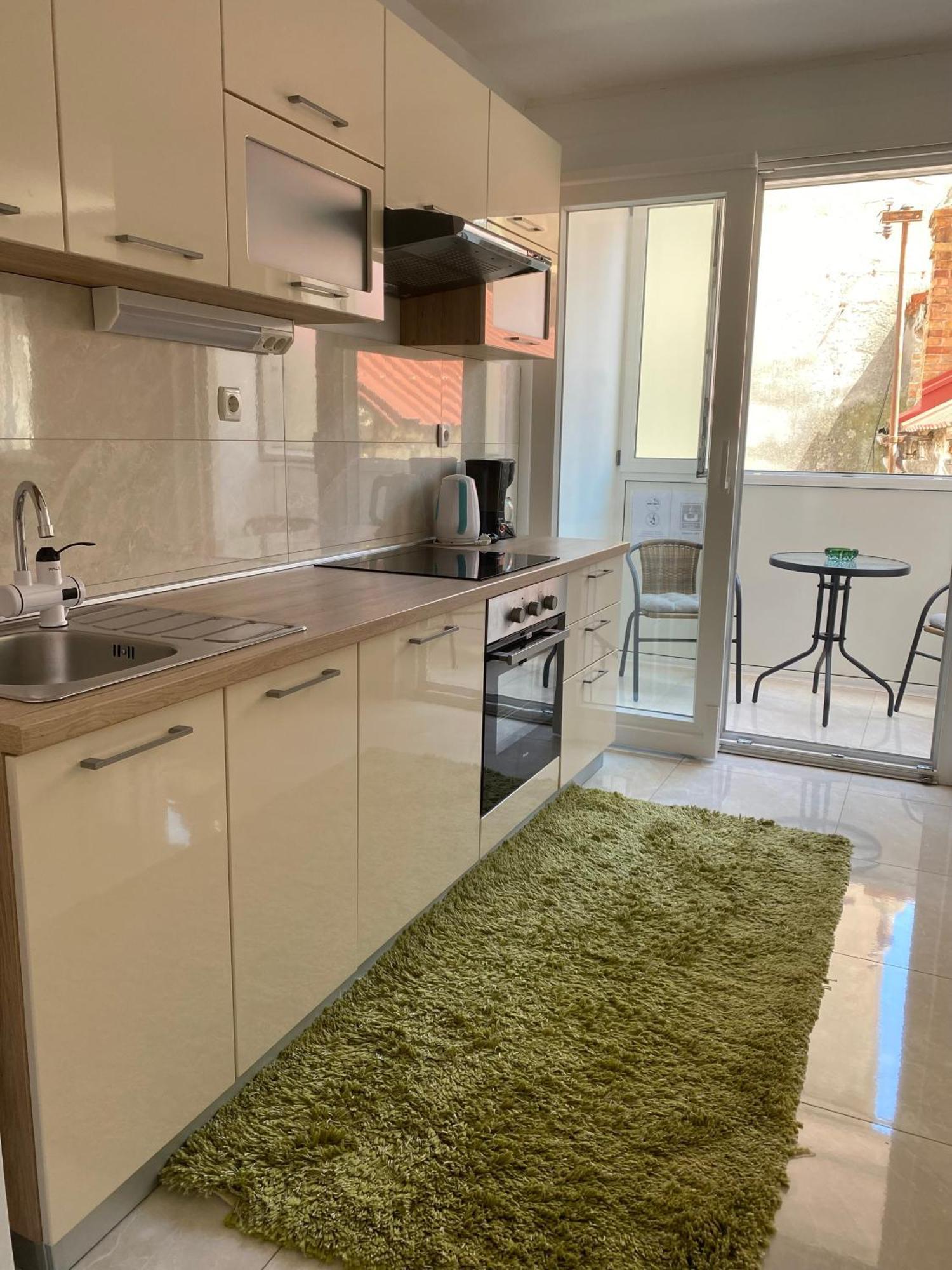 שיבניק Charming Old Town Apartment מראה חיצוני תמונה